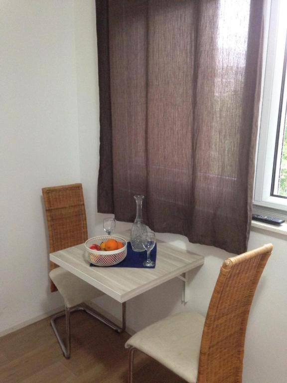 Centar 2 Private Room With Ensuite And Kitchenette Split Exterior photo